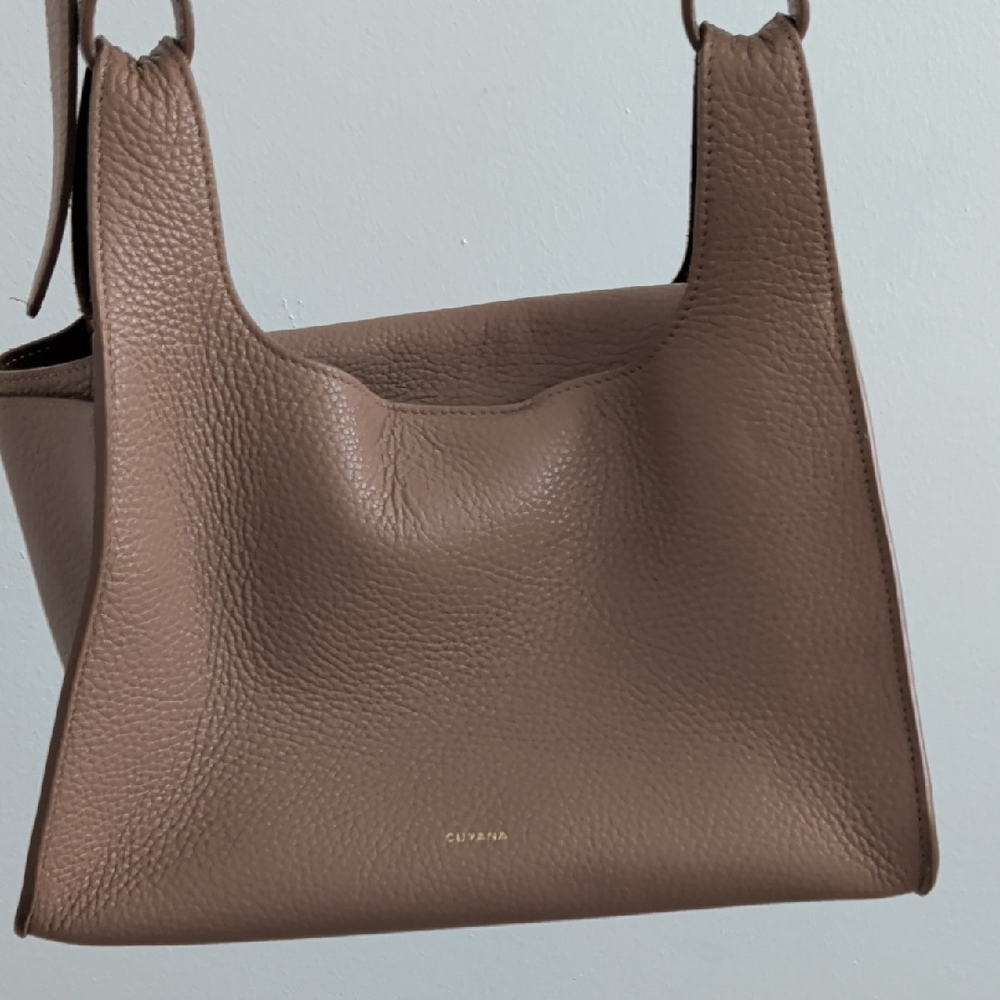 Cuyana Tan Leather Shoulder Bag